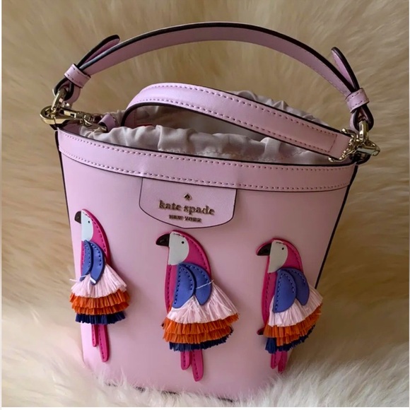 Kate Spade NWT Pippa flock party parrot embellished leather bucket Crossbody bag - Picture 3 of 13